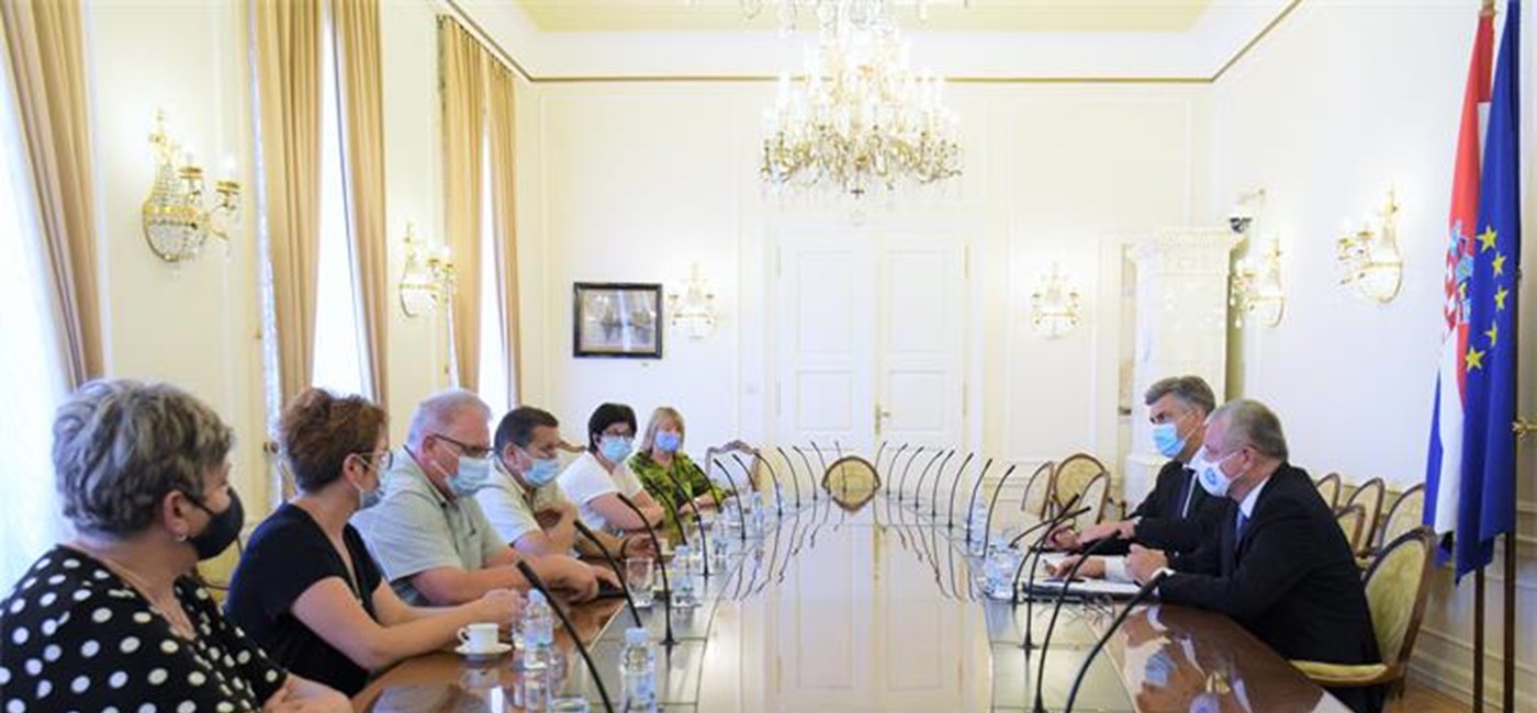 Sastanak s predstavnicima radnika Orljave: Plaće stižu u idućih deset dana, za tvrtku tražimo strateškog partnera